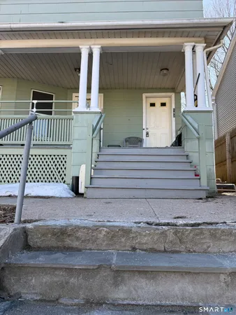 a view of entryway and hall