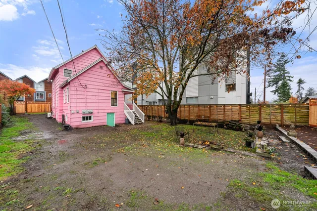 $650,000 | 6636 Carleton Avenue South, Seattle, WA 98108