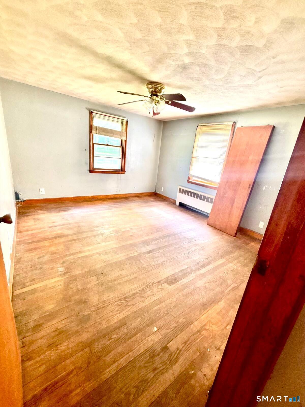 44 Coventry Road Bristol, CT 06010 - Photo 4 of 6