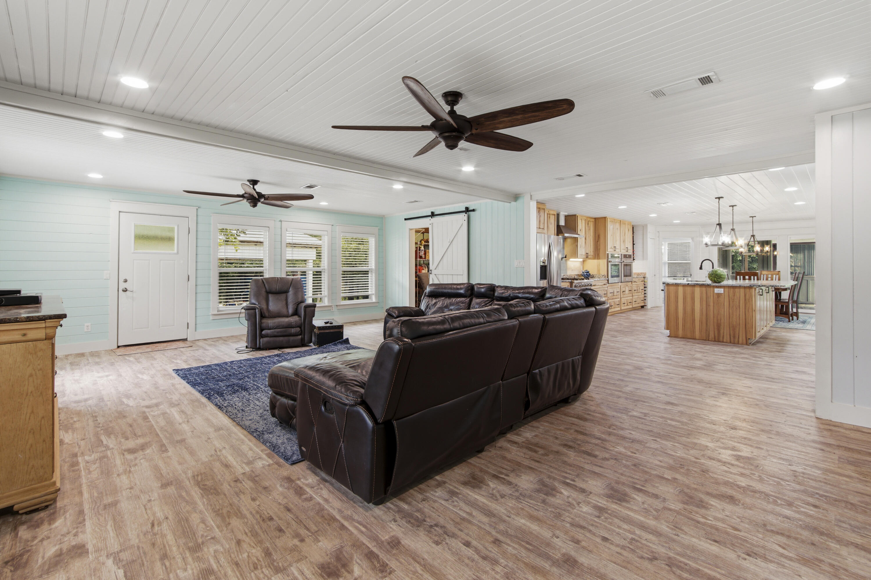 108 Hayes Road DeFuniak Springs, FL 32433 - Photo 9 of 37 Living room looking into kitchen