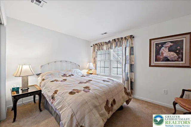 $549,999 | 400 Inverness Circle, Easton, PA 18042