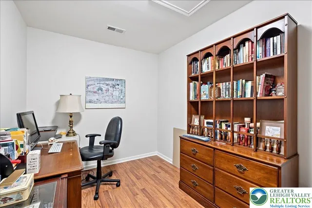 $549,999 | 400 Inverness Circle, Easton, PA 18042