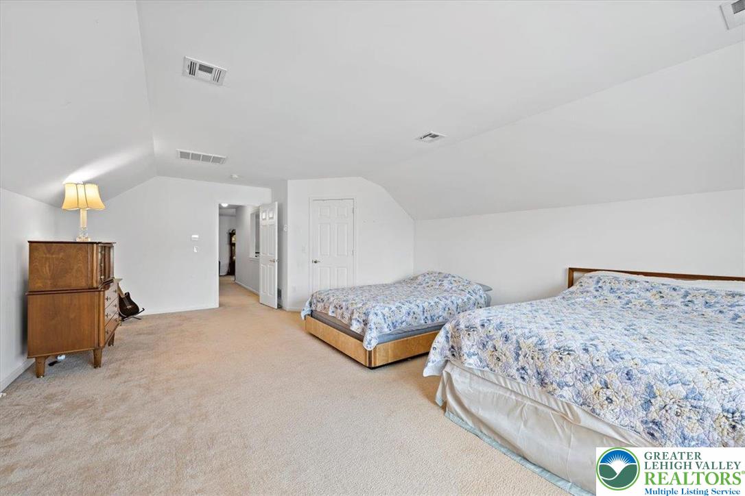 400 Inverness Circle Easton, PA 18042 - Photo 23 of 47 guest room 2