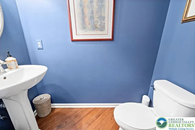 $549,999 | 400 Inverness Circle, Easton, PA 18042