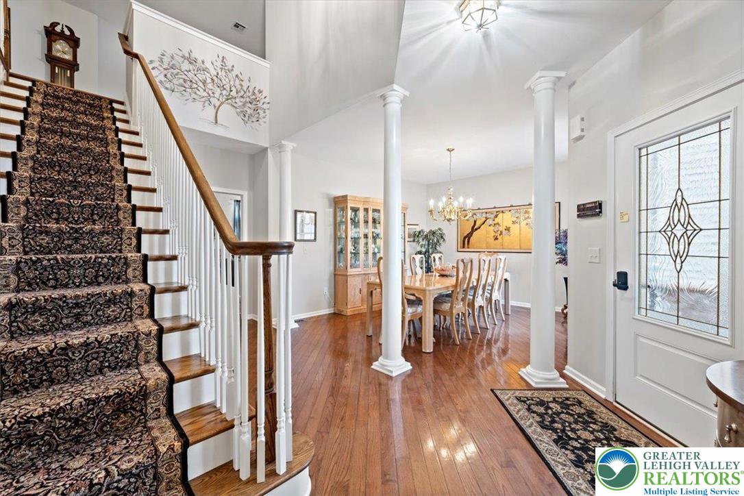 400 Inverness Circle Easton, PA 18042 - Photo 5 of 47 dining room