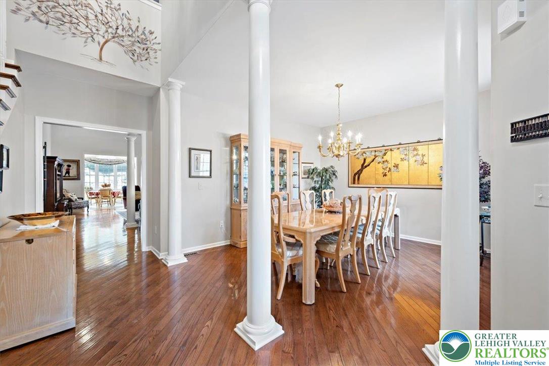 400 Inverness Circle Easton, PA 18042 - Photo 8 of 47 dining room