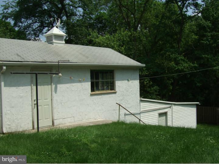 2203 Mill Road Boothwyn, PA 19061 - Photo 4 of 10 Gallery Image 4