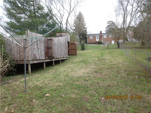 504 Spring Lane Columbia, TN 38401 - Photo 8 of 9 Gallery Image 8