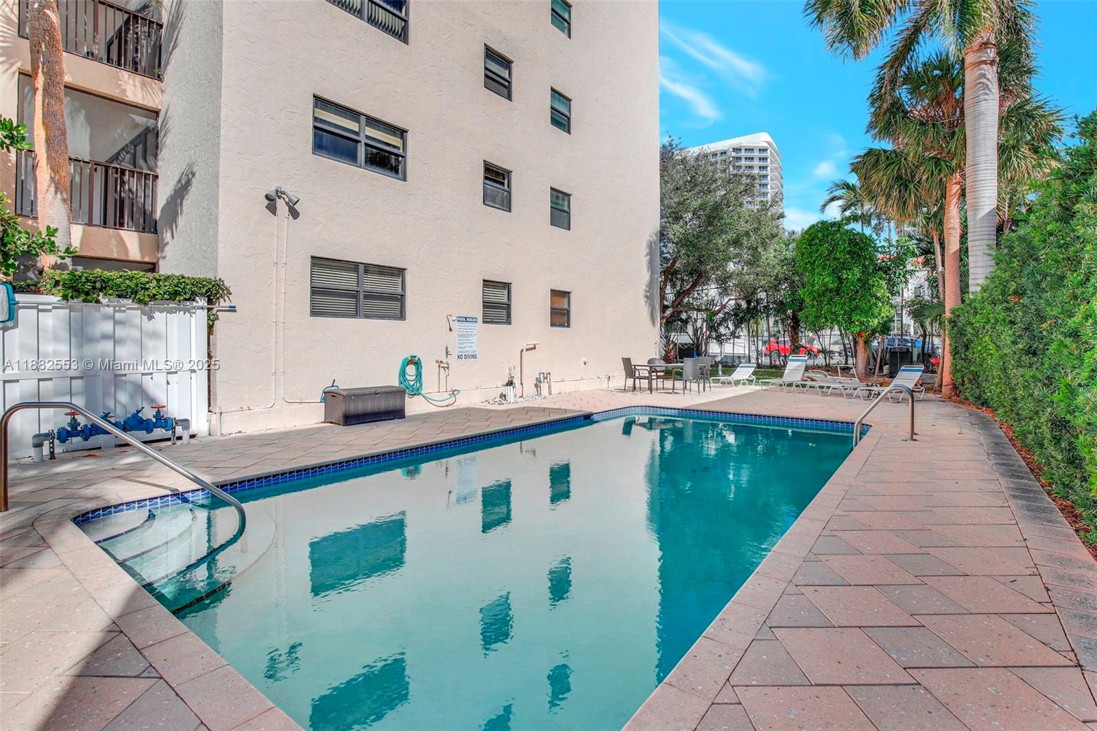 520 Orton Avenue, Unit 303 Fort Lauderdale, FL 33304 - Photo 20 of 20 a swimming pool view with a outdoor seating space