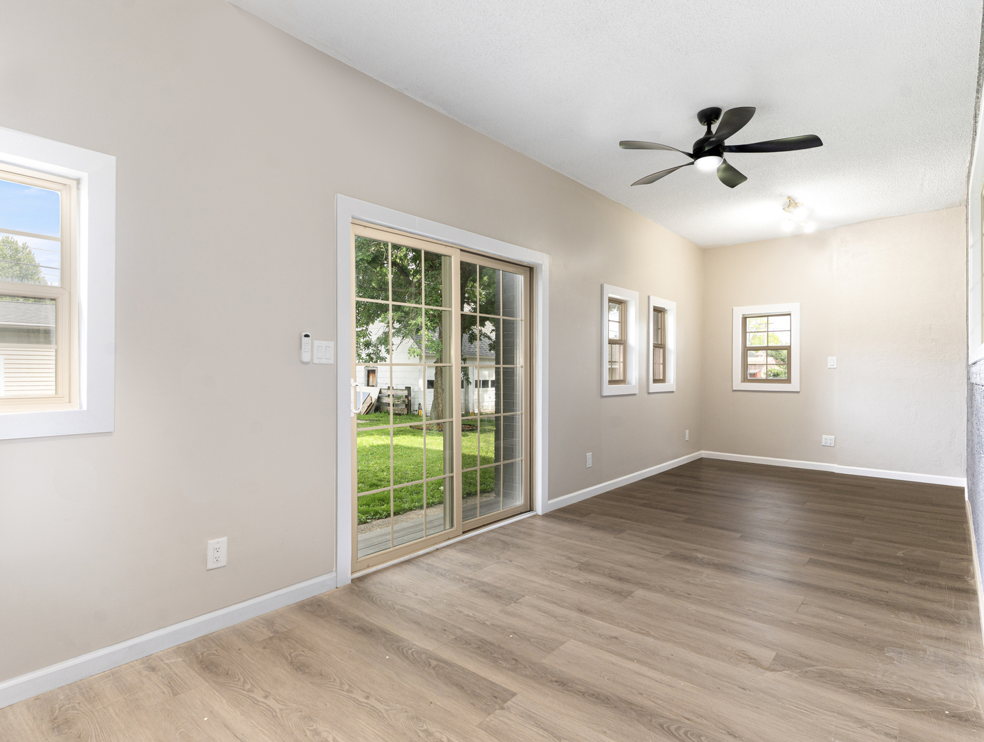 608 2nd Avenue Sterling, IL 61081 - Photo 25 of 46