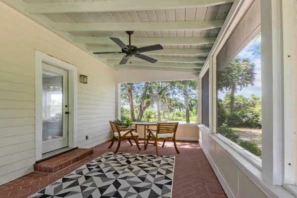 $795,000 | 145 Bay Avenue, Apalachicola, FL 32320