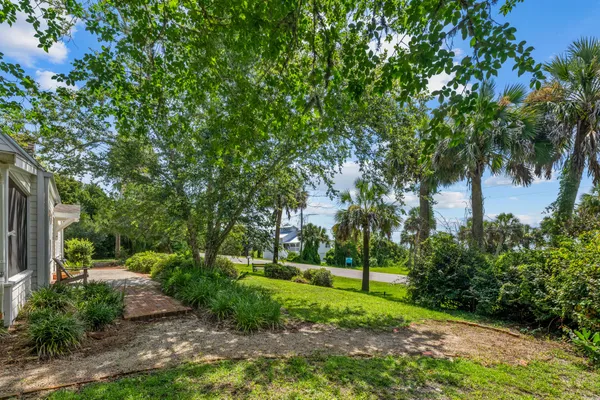 $795,000 | 145 Bay Avenue, Apalachicola, FL 32320