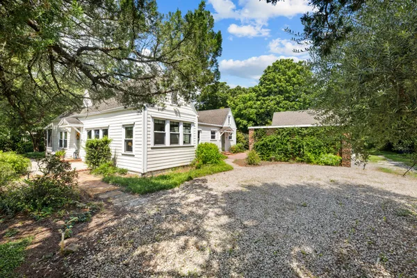 $795,000 | 145 Bay Avenue, Apalachicola, FL 32320