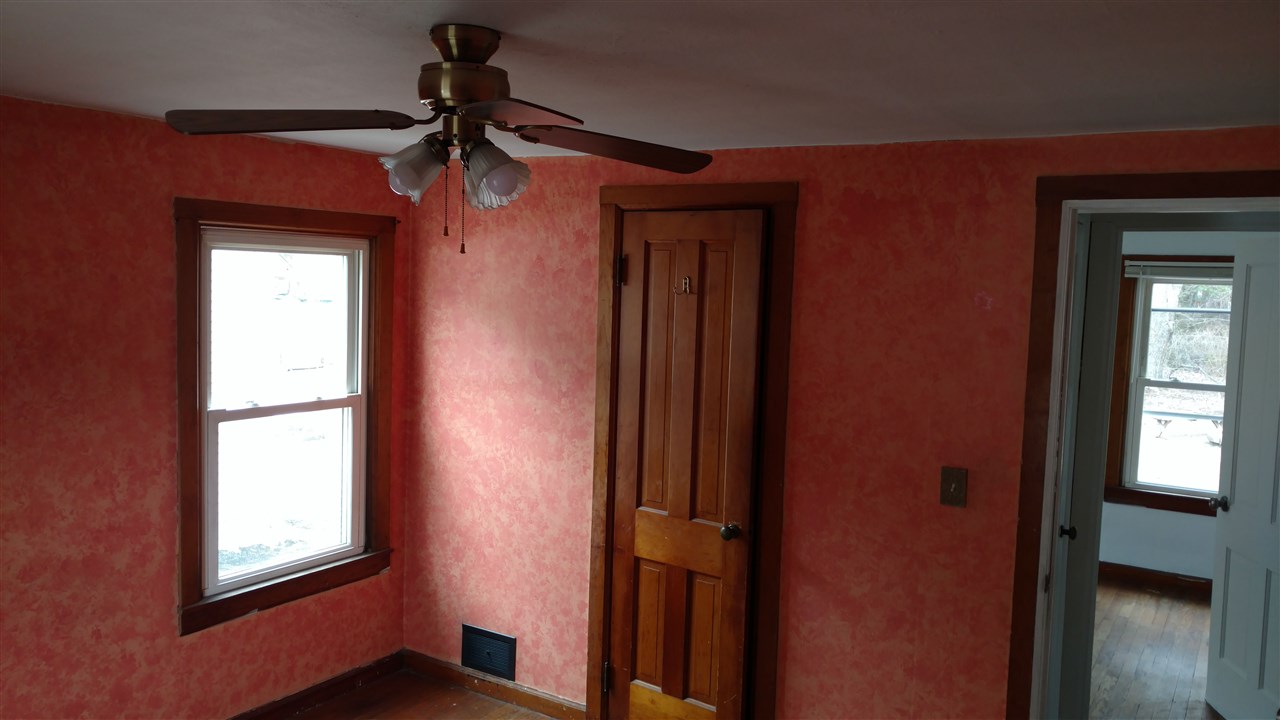 1 Duquette Street Rochester, NH 03867 - Photo 3 of 20