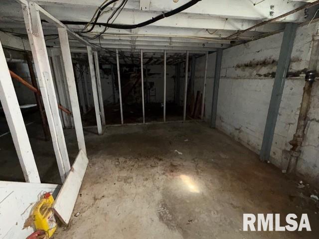 2216 South 13th Street Springfield, IL 62703 - Photo 11 of 14