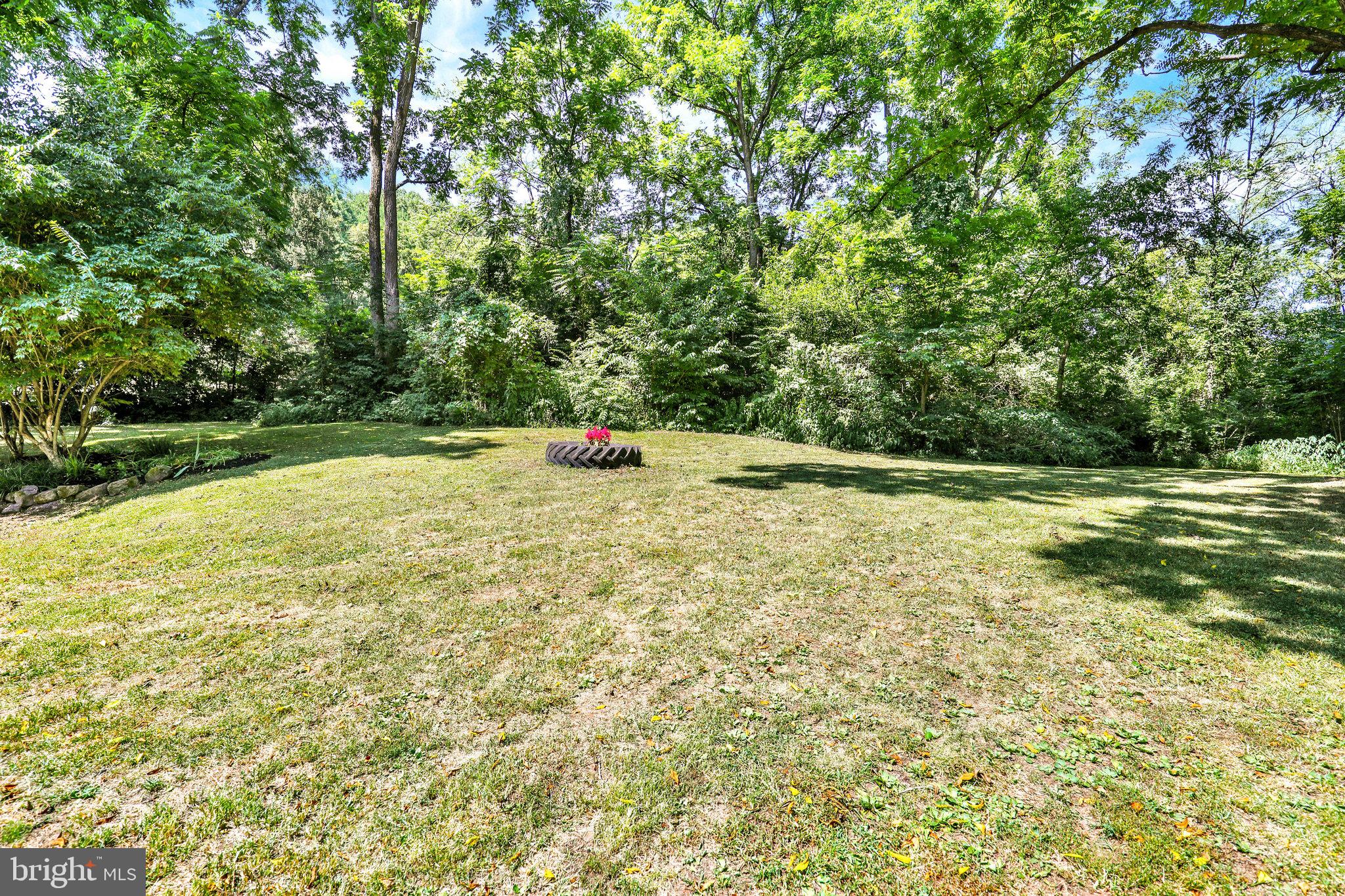 1840 Philadelphia Avenue Reading, PA 19607 - Photo 7 of 9 360_1464