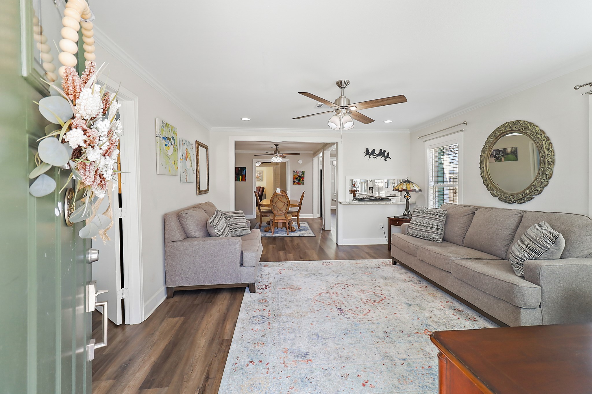 7317 Longview Street Houston, TX 77020 - Photo 5 of 30 a living room with furniture and a large window