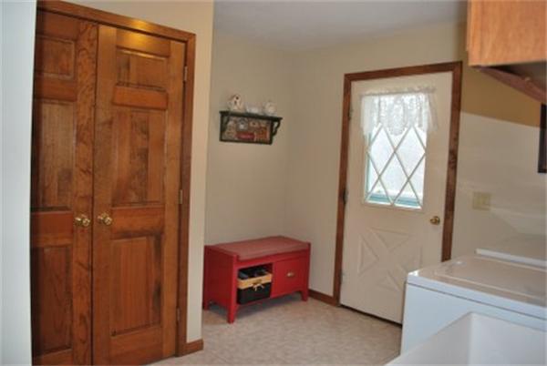 236 Sawyer Road Bolton, MA 01740 - Photo 11 of 26 Gallery Image 11