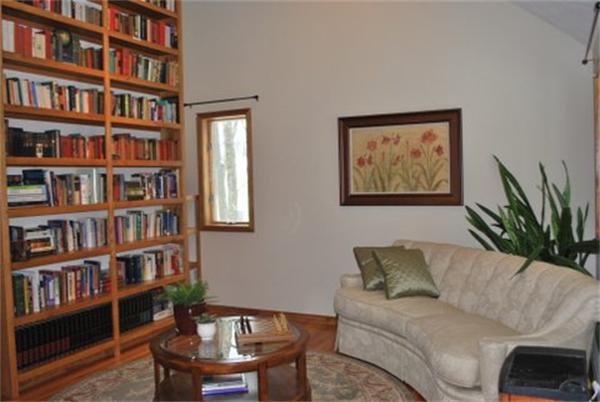 236 Sawyer Road Bolton, MA 01740 - Photo 12 of 26 Gallery Image 12
