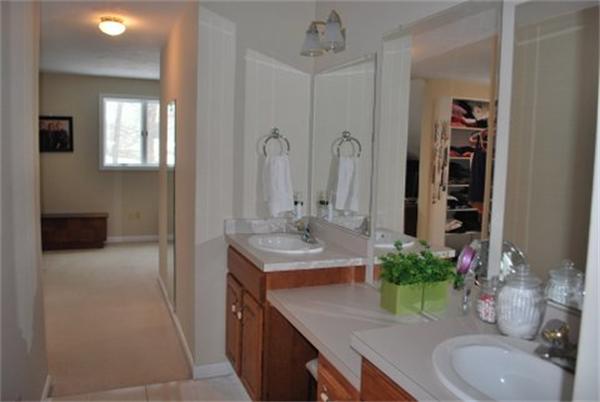 236 Sawyer Road Bolton, MA 01740 - Photo 16 of 26 Gallery Image 16