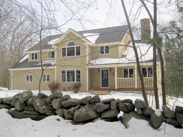 236 Sawyer Road Bolton, MA 01740 - Photo 2 of 26 Gallery Image 2
