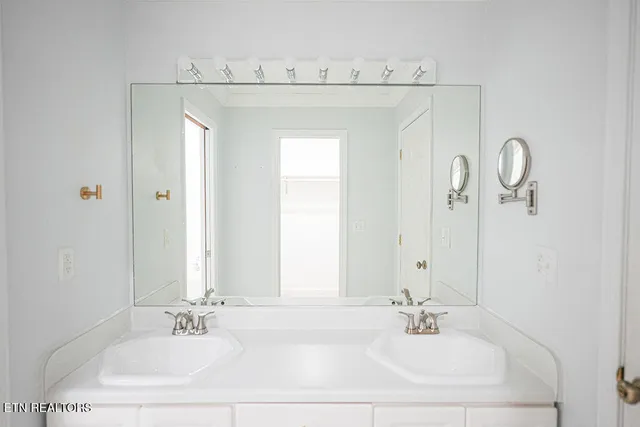 $369,000 | 178 Farris Circle, La Follette, TN 37766