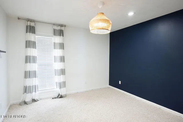 $369,000 | 178 Farris Circle, La Follette, TN 37766