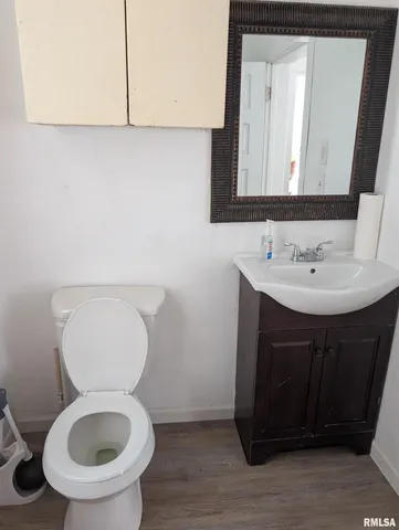 $65,400 | 805 East Behrends Avenue, Peoria, IL 61603