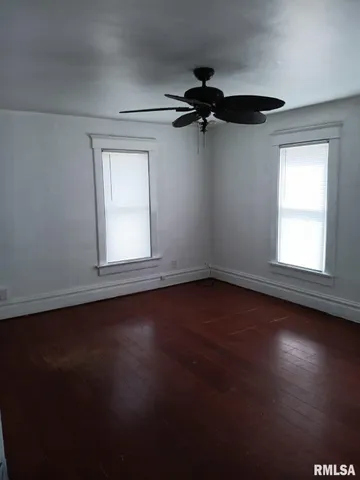 $65,400 | 805 East Behrends Avenue, Peoria, IL 61603