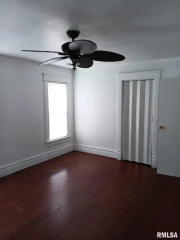 $65,400 | 805 East Behrends Avenue, Peoria, IL 61603