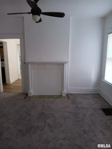 $65,400 | 805 East Behrends Avenue, Peoria, IL 61603