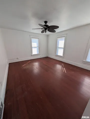 $65,400 | 805 East Behrends Avenue, Peoria, IL 61603