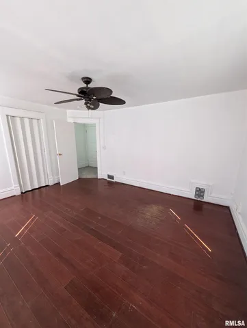 $65,400 | 805 East Behrends Avenue, Peoria, IL 61603