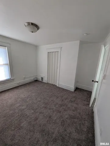 $65,400 | 805 East Behrends Avenue, Peoria, IL 61603