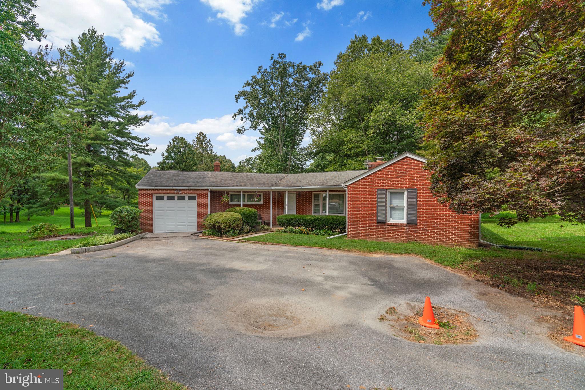 900 Hoods Mill Road Cooksville, MD 21723 - Photo 3 of 31 Front Exterior