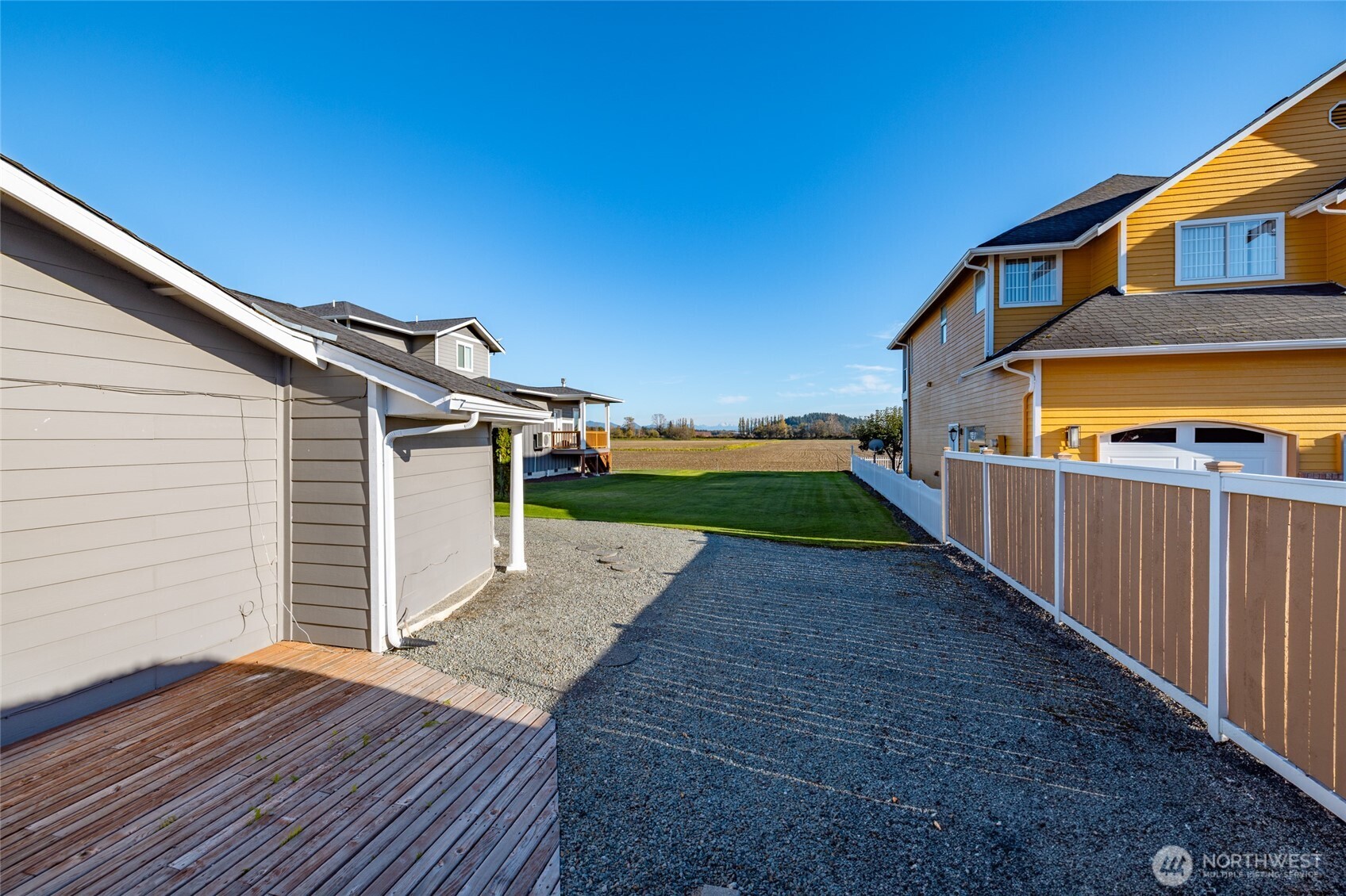 733 Maple Avenue La Conner, WA 98257 - Photo 35 of 39 a view of a house with wooden floor