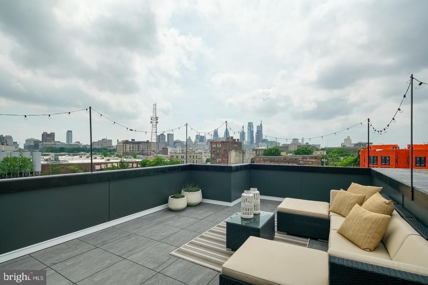 618 North R N 5th Philadelphia, PA 19123 - Photo 11 of 25