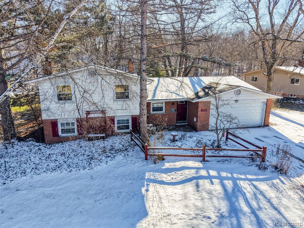 24095 Farmington Road Farmington, MI 48336 - Photo 1 of 35 Gallery Image 1