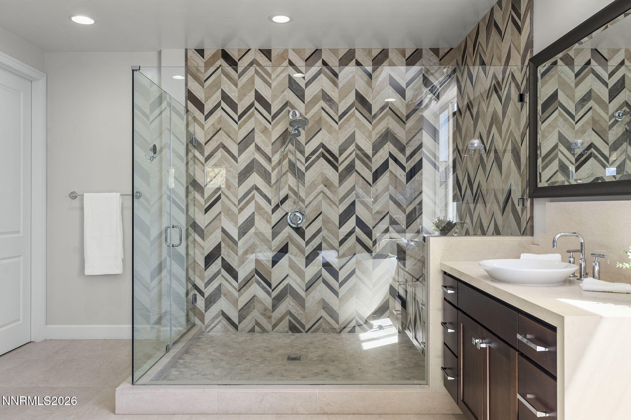 2670 Hanovarian Way Reno, NV 89521 - Photo 32 of 63 29-web-or-mls-_DSC1729