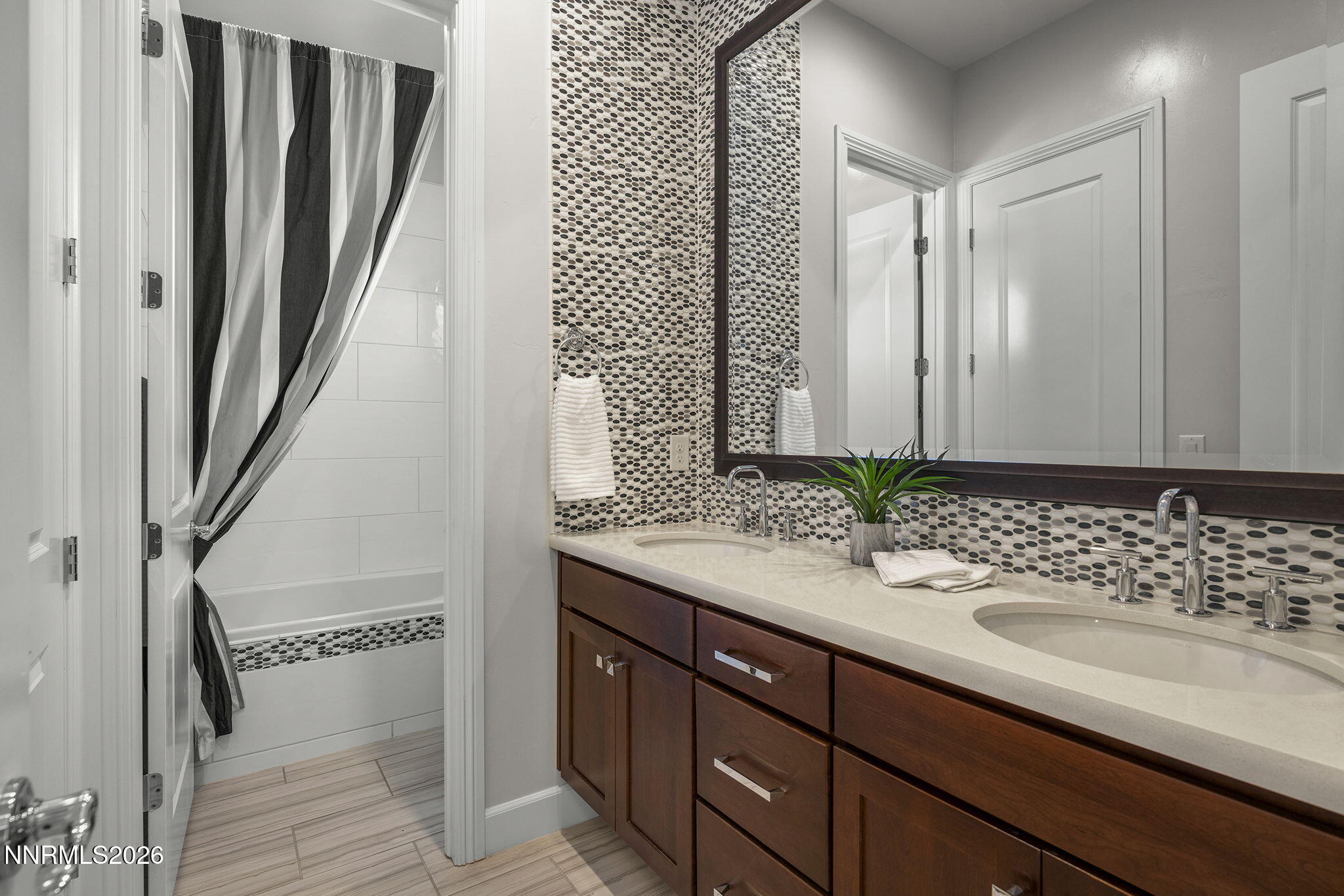 2670 Hanovarian Way Reno, NV 89521 - Photo 34 of 63 31-web-or-mls-_DSC1738