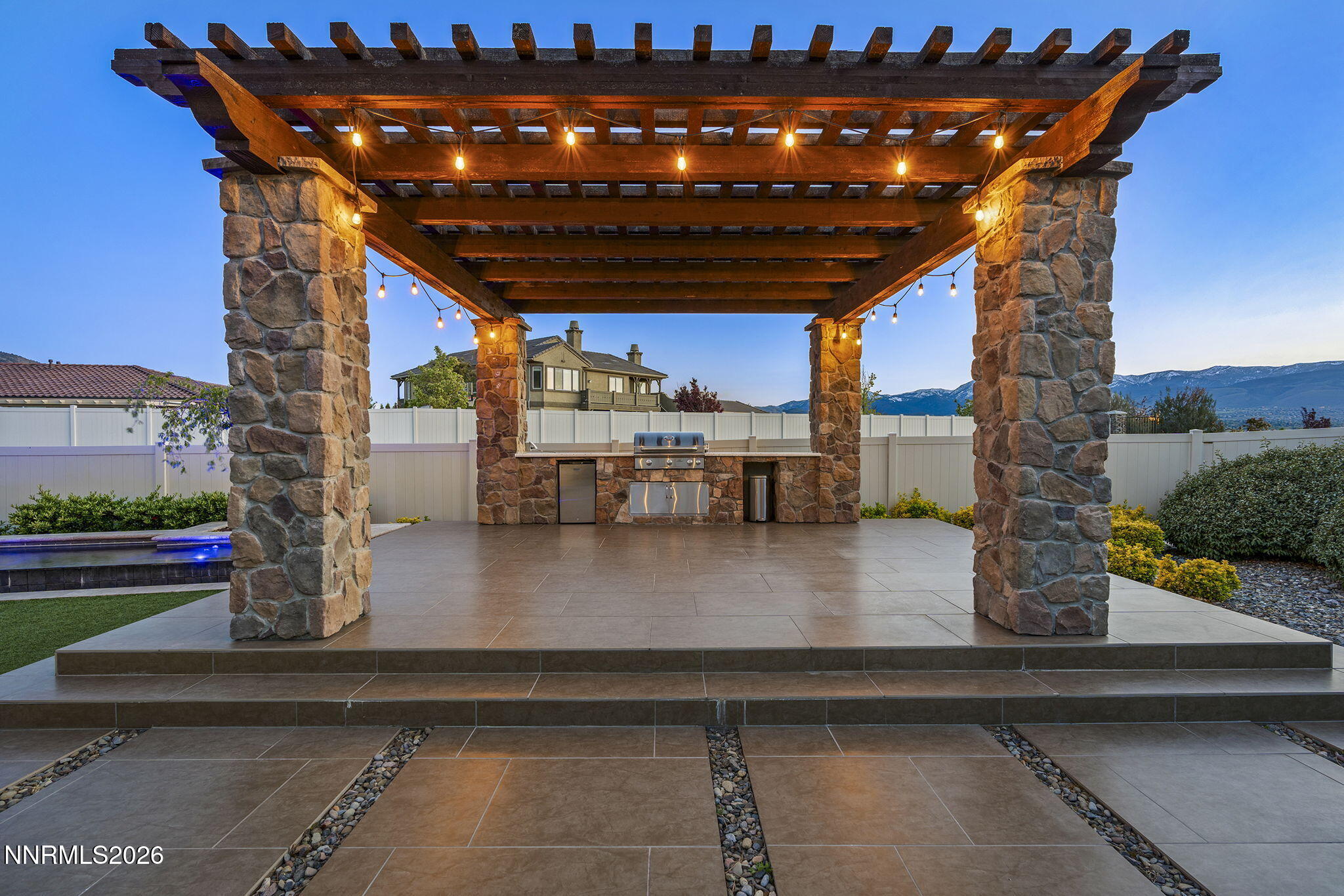 2670 Hanovarian Way Reno, NV 89521 - Photo 8 of 63 49-web-or-mls-_DSC2169