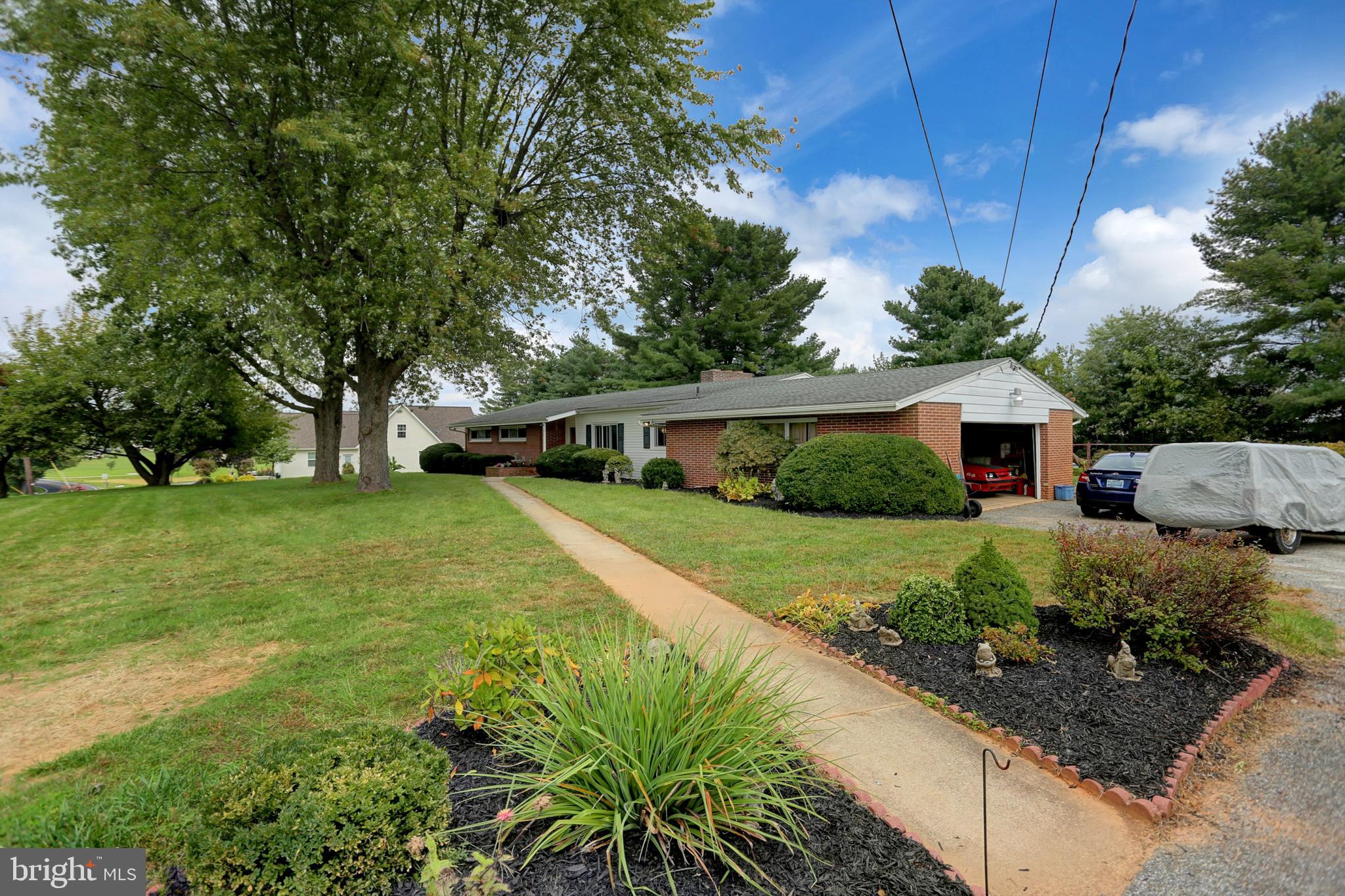 419 North Houcksville Road Hampstead, MD 21074 - Photo 5 of 55 Gallery Image 5