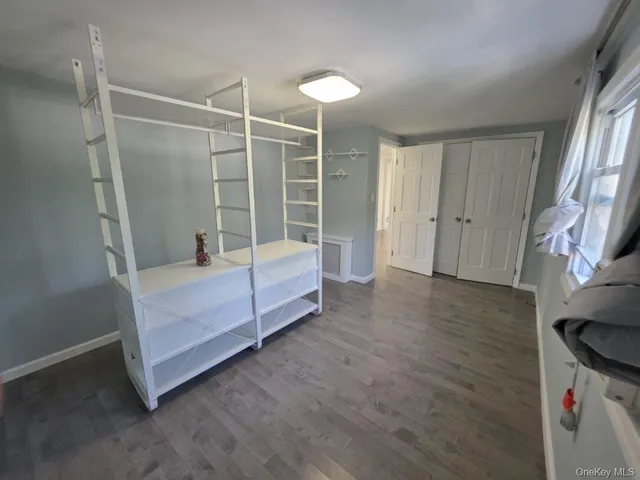 $1,349,000 | 30 Aberdeen Road, New Hyde Park, NY 11040