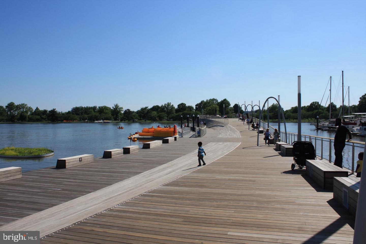 429 N Street Southwest, Unit S401 Washington, DC 20024 - Photo 7 of 9