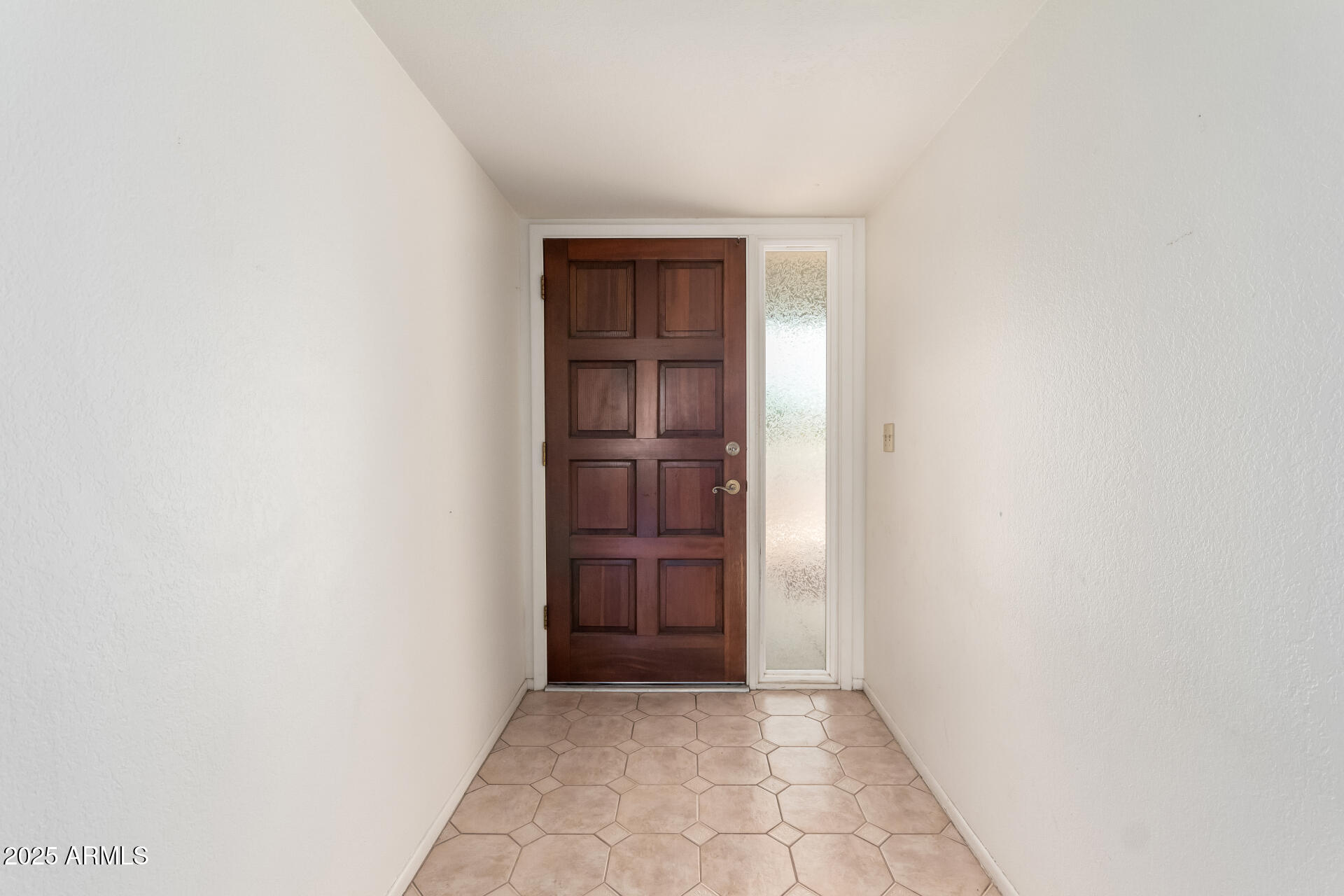 11621 North 39th Street Phoenix, AZ 85028 - Photo 2 of 13 11621 N 39TH Street, Phoenix, AZ 85028