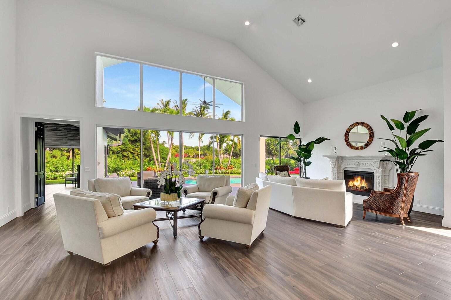 17381 Loch Lomond Way Boca Raton, FL 33496 - Photo 8 of 68 10