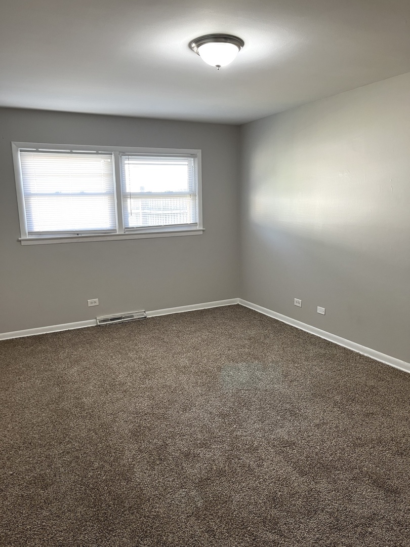 939 Coach Road Homewood, IL 60430 - Photo 5 of 15 Gallery Image 5