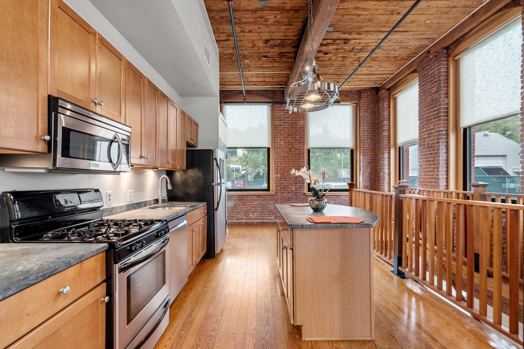 1 Envelope Terrace, Unit 116 Worcester, MA 01604 - Photo 3 of 30