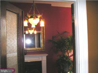 317 Tasker Street Philadelphia, PA 19148 - Photo 4 of 6 Gallery Image 4