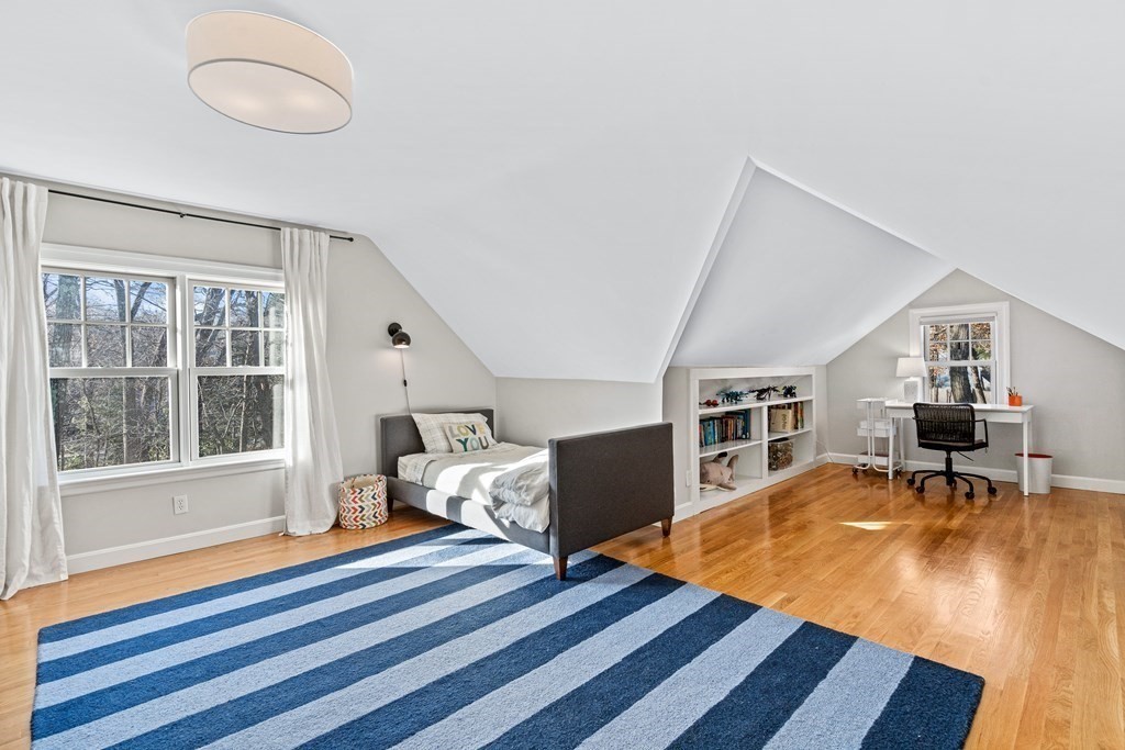 96 Glen Road Wellesley, MA 02481 - Photo 13 of 31